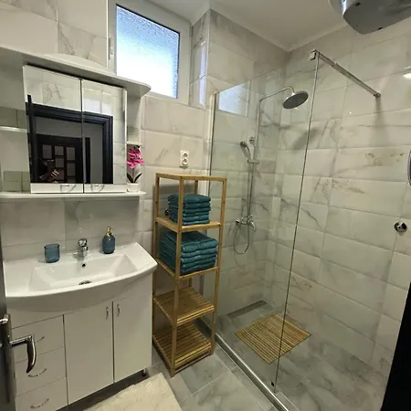 Mona App דירה אפטין